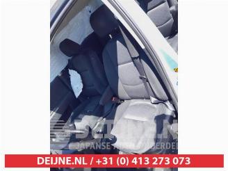 Mazda 5 5 (CR19), MPV, 2004 / 2010 2.0i 16V picture 14