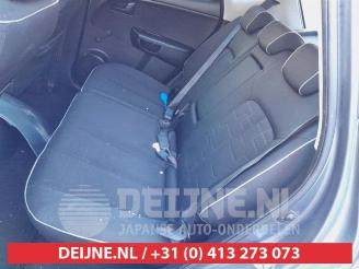 Kia Venga Venga, MPV, 2010 / 2019 1.4 CVVT 16V picture 16