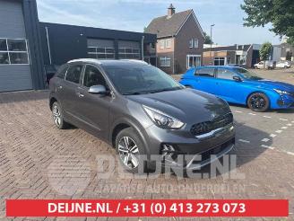 Vrakbiler auto Kia Niro Niro I (DE), SUV, 2016 / 2022 1.6 GDI Hybrid 2019/8