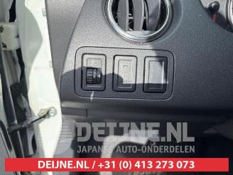 Suzuki Swift Swift (ZA/ZC/ZD1/2/3/9), Hatchback, 2005 / 2011 1.3 VVT 16V picture 15