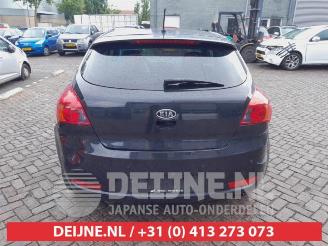 Kia Pro cee d Pro cee'd (EDB3), Hatchback 3-drs, 2008 / 2012 1.4 CVVT 16V picture 6