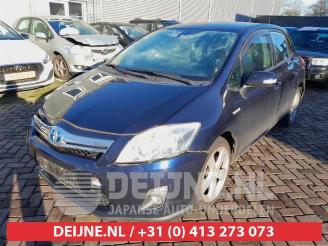 Toyota Auris Auris (E15), Hatchback, 2006 / 2012 1.8 16V HSD Full Hybrid picture 3