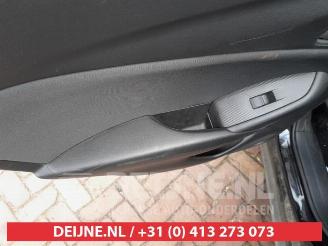 Mazda CX-3 CX-3 (DJ/DK), SUV, 2015 2.0 SkyActiv-G 120 picture 13