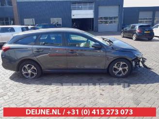 Hyundai I-30 i30 Wagon (PDEF5), Combi, 2017 1.0 T-GDI 12V picture 8