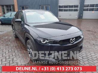 Uttjänta bilar auto Mazda MX-30 MX-30, SUV, 2020 e-SkyActiv 145 2023/11