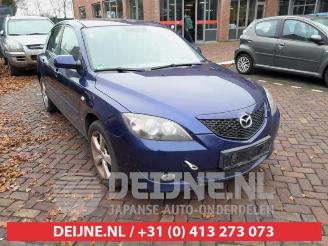 Vrakbiler auto Mazda 3 3 Sport (BK), Hatchback, 2003 / 2009 1.6i 16V 2003/1