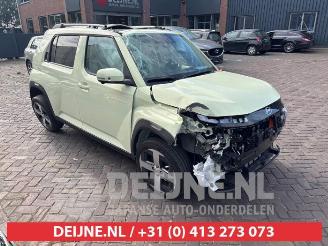 Vrakbiler auto Hyundai Inster Inster (AX1), SUV, 2024 49 kWh 2025/4