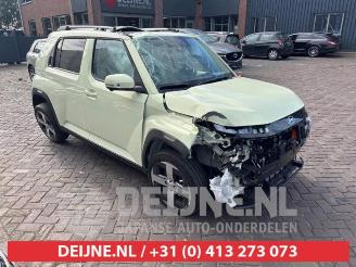 Vrakbiler auto Hyundai Inster Inster, SUV, 2024 49 kWh 2025/4