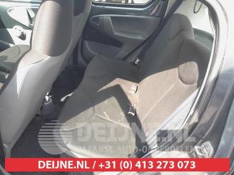 Toyota Aygo Aygo (B10), Hatchback, 2005 / 2014 1.0 12V VVT-i picture 13