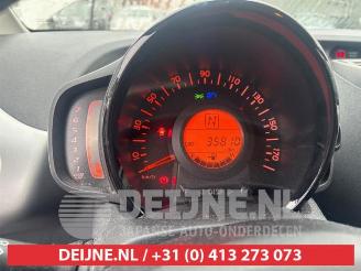 Toyota Aygo Aygo (B40), Hatchback, 2014 1.0 12V VVT-i picture 9