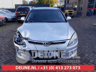 Hyundai I-30 i30 (FD), Hatchback, 2007 / 2011 1.4 CVVT 16V picture 2