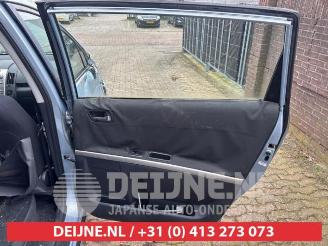 Toyota Corolla-verso Corolla Verso (R10/11), MPV, 2004 / 2009 1.8 16V VVT-i picture 21