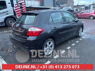 Toyota Auris Auris (E15), Hatchback, 2006 / 2012 1.8 16V HSD Full Hybrid picture 7