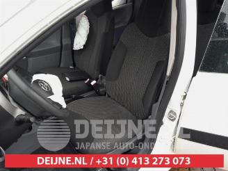 Toyota Aygo Aygo (B10), Hatchback, 2005 / 2014 1.0 12V VVT-i picture 13