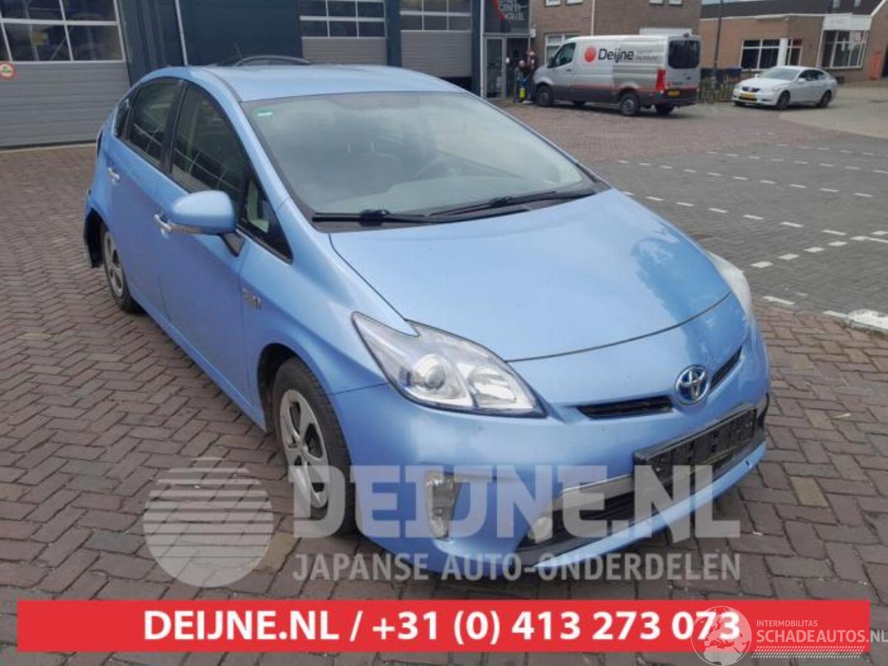 Toyota Prius Prius (ZVW3), Hatchback, 2009 / 2016 1.8 16V Plug-in