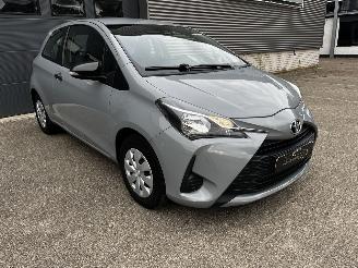 Toyota Yaris 1.0 VVT-i picture 3