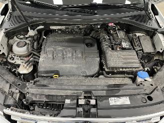 Volkswagen Tiguan 2.0 TDI DSG R-Line Panoramadak Navi Clima picture 16