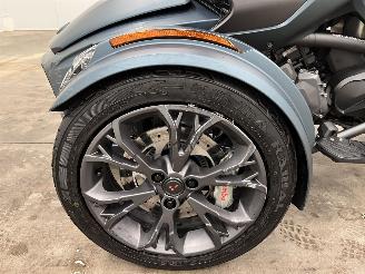 Can-Am  Spyder F3 Limited picture 11