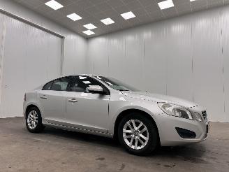 skadebil auto Volvo S-60 1.6 T3 Kinetic Navi Clima 2012/6