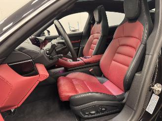 Porsche Taycan 4S Panoramadak Facelift picture 9