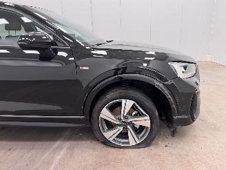 Audi Q2 35 TFSI S-Tronic S-Line Navi Clima picture 17