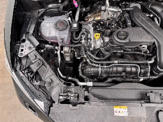 Audi Q2 35 TFSI S-Tronic S-Line Navi Clima picture 15