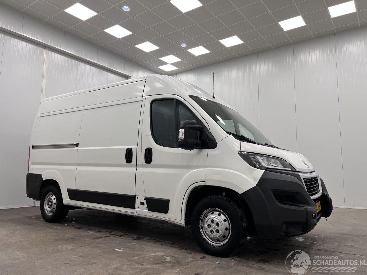 Peugeot Boxer 2.2 BlueHDI L2H2 Navi Airco