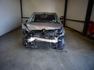 Citroën C4-picasso 1.2 THP picture 5