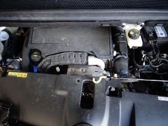 Citroën C4-picasso 1.2 THP picture 6