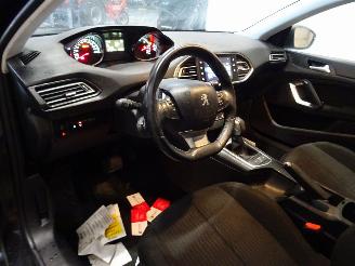 Peugeot 308 1.6 HDI picture 6