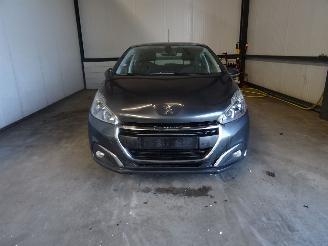 Démontage voiture Peugeot 208 1.2 VTI 2016/3