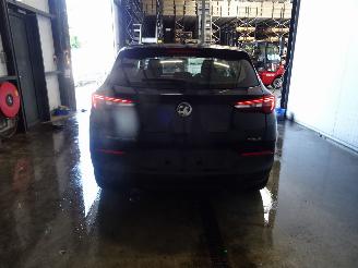 Opel Grandland 1.2 TURBO picture 2