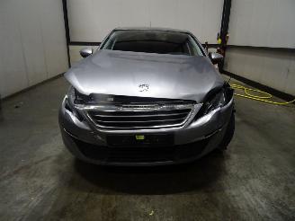 Peugeot  308 picture 3