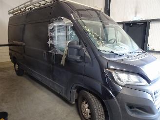Peugeot Boxer 2.0 HDI picture 2