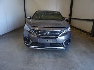 Vrakbiler auto Peugeot 5008 1.2THP AUTOMAAT 2019/11