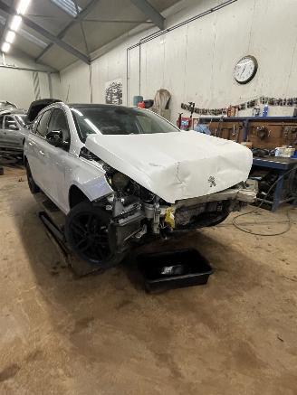 Peugeot 308 308 sw 1.6 ehdi picture 2