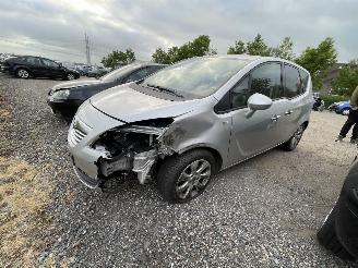 Vrakbiler auto Opel Meriva Meriva B 1.4 16V Cosmo 2010/1