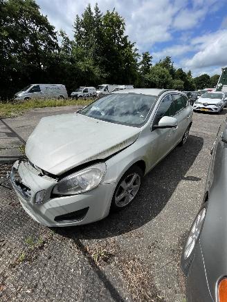 Purkuautot passenger cars Volvo V-60 1.6 T3 Summun polestar 2011/1