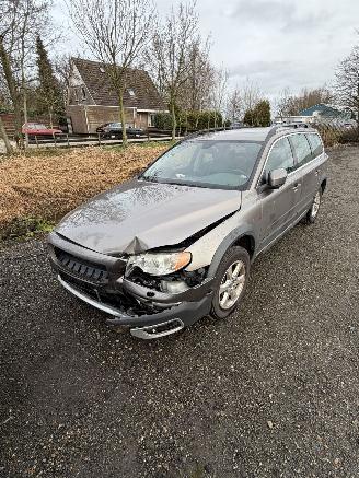 Volvo Xc-70 2.4D kinetic picture 1