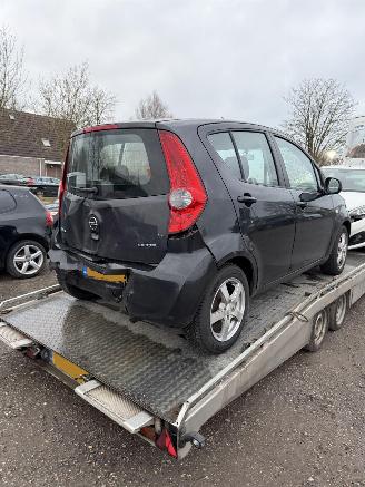 Opel Agila 1.0 picture 3
