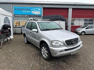Salvage car Mercedes ML ML I (163), SUV, 1998 / 2005 270 2.7 CDI 20V 2001/11
