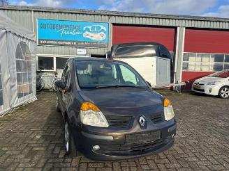 Salvage car Renault Modus Modus/Grand Modus (JP), MPV, 2004 / 2012 1.6 16V 2005/1
