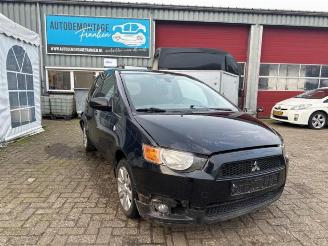 Vrakbiler auto Mitsubishi Colt Colt (Z2/Z3), Hatchback, 2004 / 2012 1.3 16V 2011/1