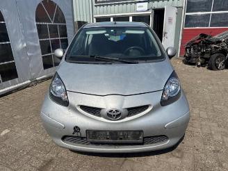 Toyota Aygo Aygo (B10), Hatchback, 2005 / 2014 1.0 12V VVT-i picture 2