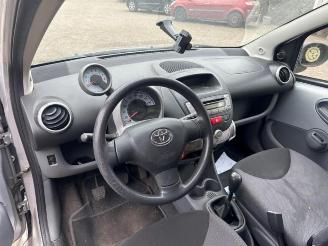 Toyota Aygo Aygo (B10), Hatchback, 2005 / 2014 1.0 12V VVT-i picture 4