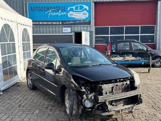 Coche siniestrado Peugeot 207 207/207+ (WA/WC/WM), Hatchback, 2006 / 2015 1.6 16V VTRi 2009/10