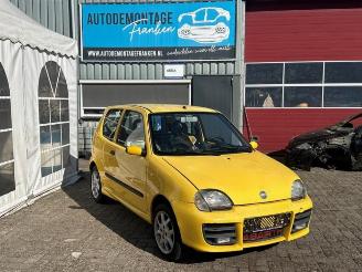 Uttjänta bilar auto Fiat Seicento Seicento (187), Hatchback, 1997 / 2010 1.1 MPI S,SX,Sporting 2002/9