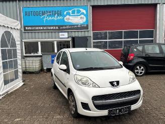 Uttjänta bilar auto Peugeot 107 107, Hatchback, 2005 / 2014 1.0 12V 2011/1