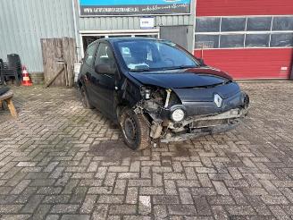 disassembly passenger cars Renault Twingo Twingo II (CN), Hatchback 3-drs, 2007 / 2014 1.5 dCi 75 FAP 2013/1