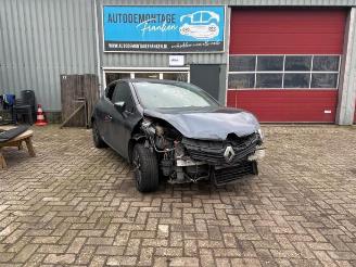disassembly passenger cars Renault Clio Clio IV (5R), Hatchback 5-drs, 2012 / 2021 1.5 dCi 90 FAP 2016/12